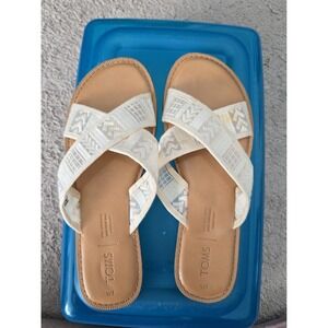 Toms Womans Sandals Beige Strapes Slipon Size W7